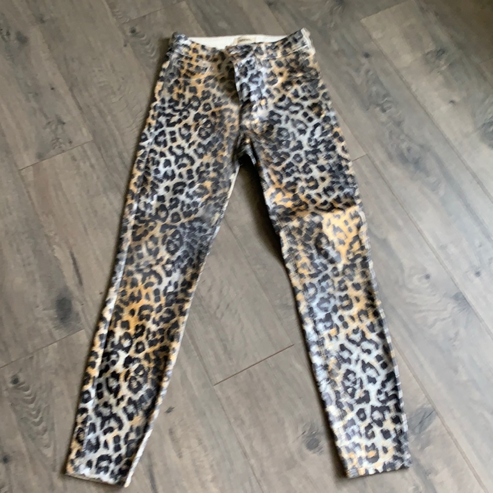 L’aglence size 25 leopard printed jeans